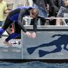 Pierre fait le grand plongeon lors de l'Opération Poséidon, le 27 mai 2011, à Monaco.