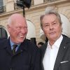 Jean-Claude Biver et Alain Delon lors de l'inauguration de la boutique Hublot située Place Vendôme à Paris le 14 juin 2011