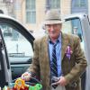 Rod Stewart est trop fier de son bébé, Aiden, qu'il a eu avec son épouse, Penny Lancaster ! Paris,15 juin 2011