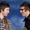 Noel et Liam Gallagher du temps de leur groupe Oasis en octobre 2008