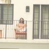 Russell Brand, en tournage pour Rock of Ages, se repose sur la terrasse de son hôtel à Miami le 12 juin 2011