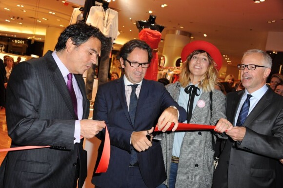 Frédéric Lefebvre a coupé le traditionnel cordon rouge pour  le lancement des soldes d'été aux Galeries Lafayette ! Paris, 22 juin 2011