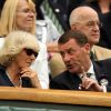 Wimbledon 2011, première semaine : la duchesse de Cornouailles et épouse du prince Charles Camilla Parker Bowles a apprécié le spectacle.
