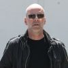 Bruce Willis dévalise une pharmacie de Los Angeles le 23 juin 2011