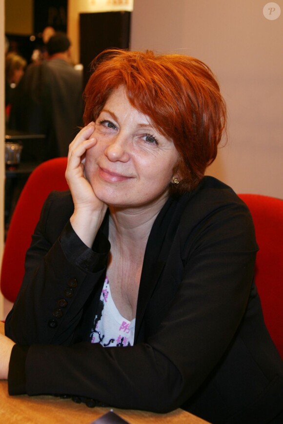 Véronique Genest au Salon du Livre à Porte de Versailles en mars 2009