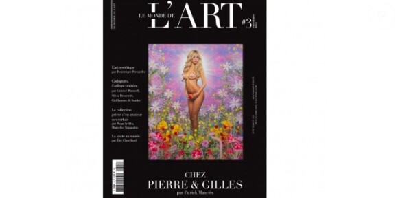 Zahia en couverture du magazine Le Monde de l'art