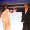 Gérard Depardieu et la gagnante brésilienne Silvia Novalis lors du concours de Miss Italia du monde le 4 juillet