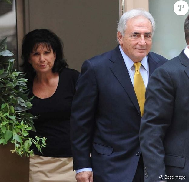 Dominique Strauss-Kahn et Anne Sinclair, à New York, le 6 juillet 2011.