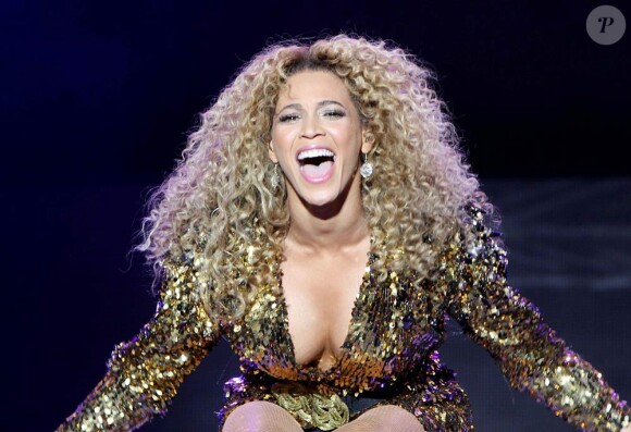 Le festival de Glastonbury, malgré ses 150 000 adeptes en 2011 et la venue de Beyoncé, a accusé un déficit de 25 millions d'euros. Son organisateur, Michael Eavis, prédit la mort du rendez-vous à court terme...