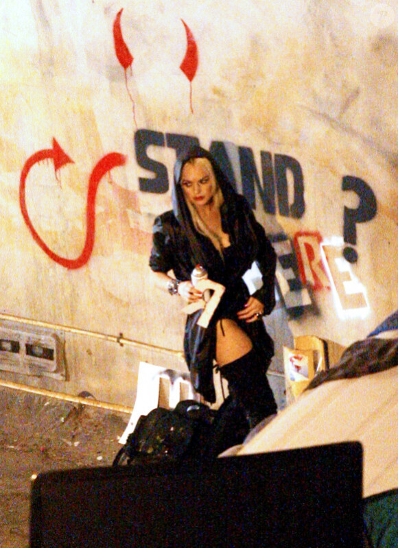 Lindsay Lohan apparaît dans le dernier clip du groupe Miggs' : le clip fut tourné à Los Angeles, jeudi 14 juillet 2011.