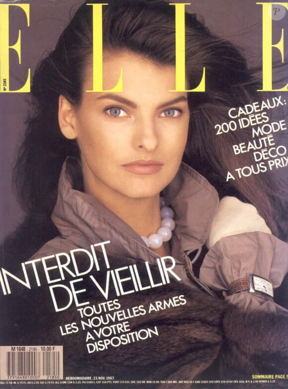 Voici en images les premières couv' du top canadien Linda Evangelista. Ici pour le Elle France de novembre 1987.