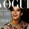 Voici en images les premières couv' du top canadien Linda Evangelista. Ici pour le magazine Vogue Paris de septembre 1987.