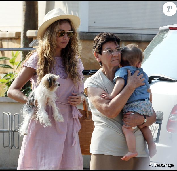 Paulina Rubio Est Impardonnable Son Chien Passe Avant Nicolas Son Bebe Purepeople