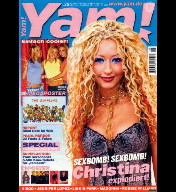 Christina Aguilera, à peine maquillée, pour le magazine allemand YAM! de juin 2001.