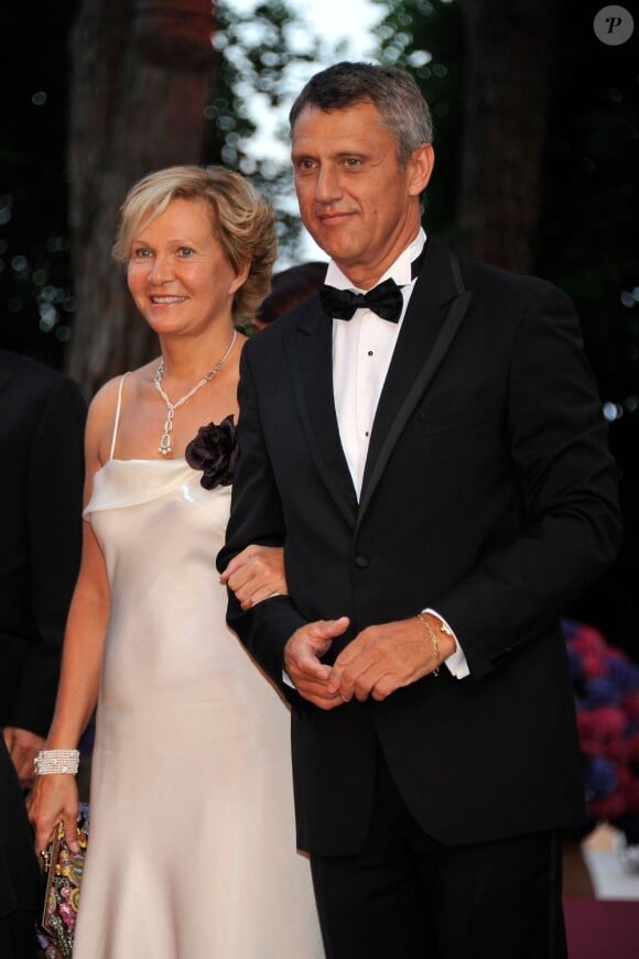 Philippe Narmino et sa femme lors du 63e bal de la Croix-Rouge monégasque. 5 août 2011