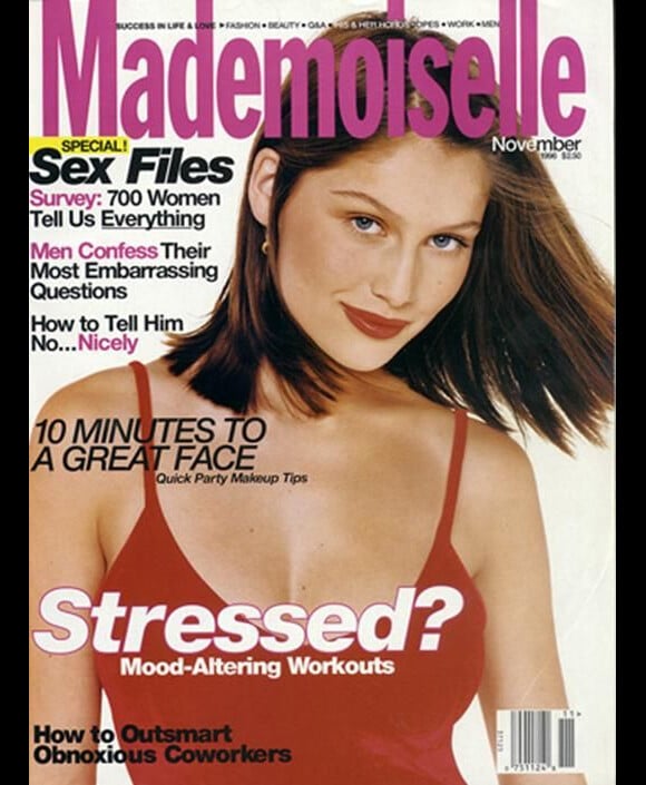 Novembre 1996 : le mannequin français Laetitia Casta pose pour le magazine américain Mademoiselle.