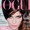 Le top model français Laetitia Casta en couv' du Vogue Russia d'août 2010.