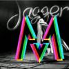 Adam Levine de Maroon 5 se frotte à Mick Jagger dans le clip de Moves like Jagger, quatrième single extrait de l'album Hands all over.