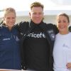 Zara Phillips, son amie la présentatrice télé Nathalie Pinkham et l'acteur Ewan MCGregor étaient en lice dans l'Artemis Challenge, course caritative de la semaine de régates de l'île de Wight, le 10 août 2011.