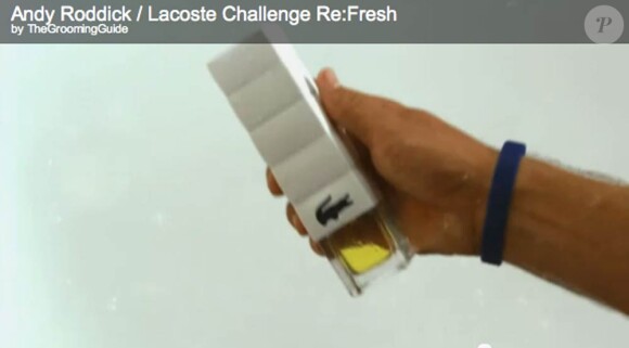 Pour le parfum Challenge Re/Fresh de Lacoste, Andy Roddick tombe le polo... Il fait chaud...