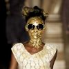 Tendance beauté de l'automne 2011 : regards précieux
Défilé Vivienne Westwood Automne-Hiver 2011/2012
 