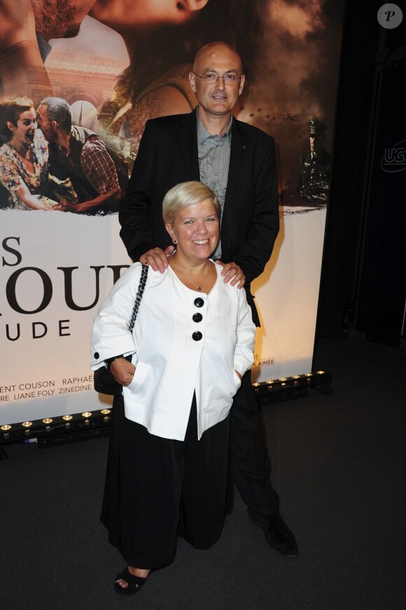Mimie Mathy et son époux en septembre 2010 à Paris 