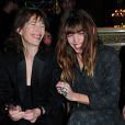 Mère et fille : Jane Birkin complice de Lou Doillon en 2011 lors de la Fashion Week à Paris 