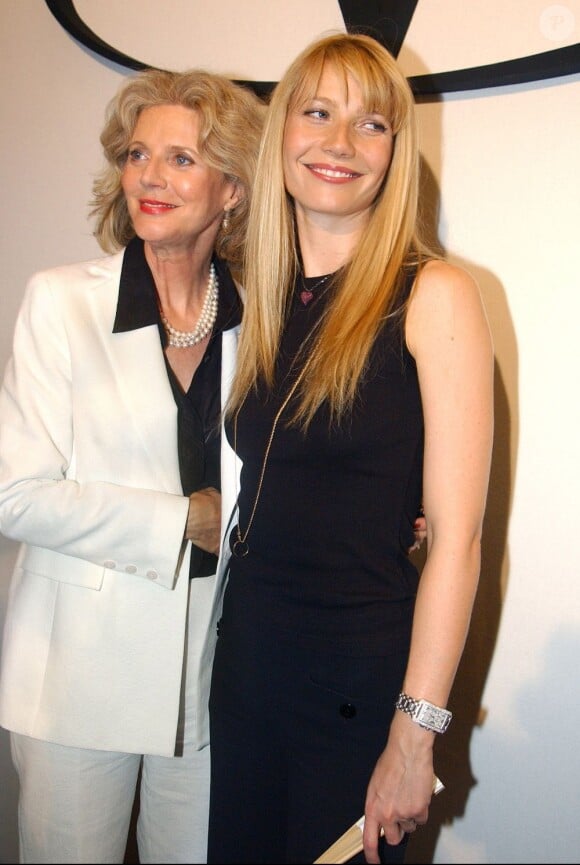 Mère et fille : Blythe Danner et Gwyneth Paltrow à Paris en 2003