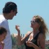 L'ex-mari de l'Infante Elena, Jaime de Marichalar, n'hésite pas à jouer de ses charmes en vacances à Marbella et profite de son statut de célibataire en ce mois d'août ensoleillé...