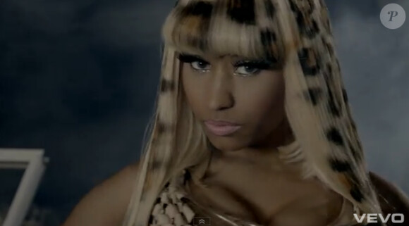 Nicki Minaj léopard dans le clip de Fly