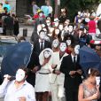 Emma De Caunes Toutes Les Photos De Son Mysterieux Mariage Masque Purepeople