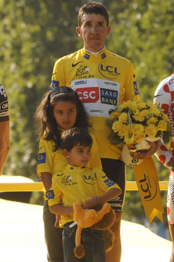 Carlos Sastre, vainqueur du Tour de France 2008 a annoncé sa retraite le 15 septembre 2011 à l'âge de 36 ans