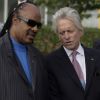Stevie Wonder et Michael Douglas ont célébré la Journée Internationale de la Paix de l'ONU à New York le 15 septembre 2011