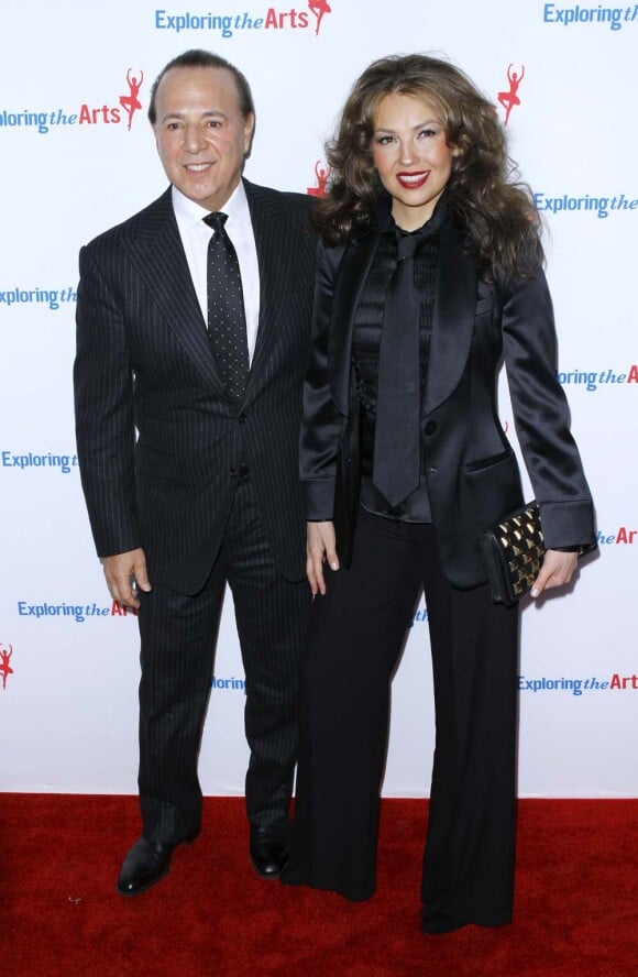 Tommy Mottola et sa femme Thalía présents pour Tony Bennett qui célèbre son 85e anniversaire et la sortie de l'album Duets II sur la scène de l'Opera de New York, le 18 septembre 2011.