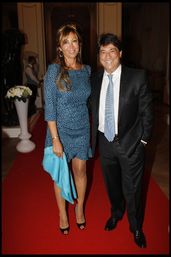 Kareen Hechter et son époux Olivier Lazar lors du dîner organisé au Musée Rodin à l'occasion de la journée de l'Azerbaïdjan. Paris, le 15 septembre 2011.