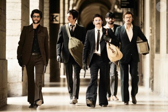 Premières images prometteuses du film Les Lyonnais d'Olivier Marchal, attendu le 30 novembre 2011 dans les salles.