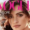 C'est une nouvelle fois habillée par Dolce & Gabbana que Penélope Cruz fait la couverture du Vogue américain de juin 2011.