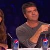 Paula Abdul et Simon Cowell observent la jeune Rachel Crow passer l'audition dans l'émission X Factor dont le premier épisode a été diffusé sur la FOX, le 21 septembre 2011.