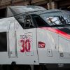 Nouveau design de TGV qui fête ses 30 ans cette année, Gare de Lyon, le 24/09/2011