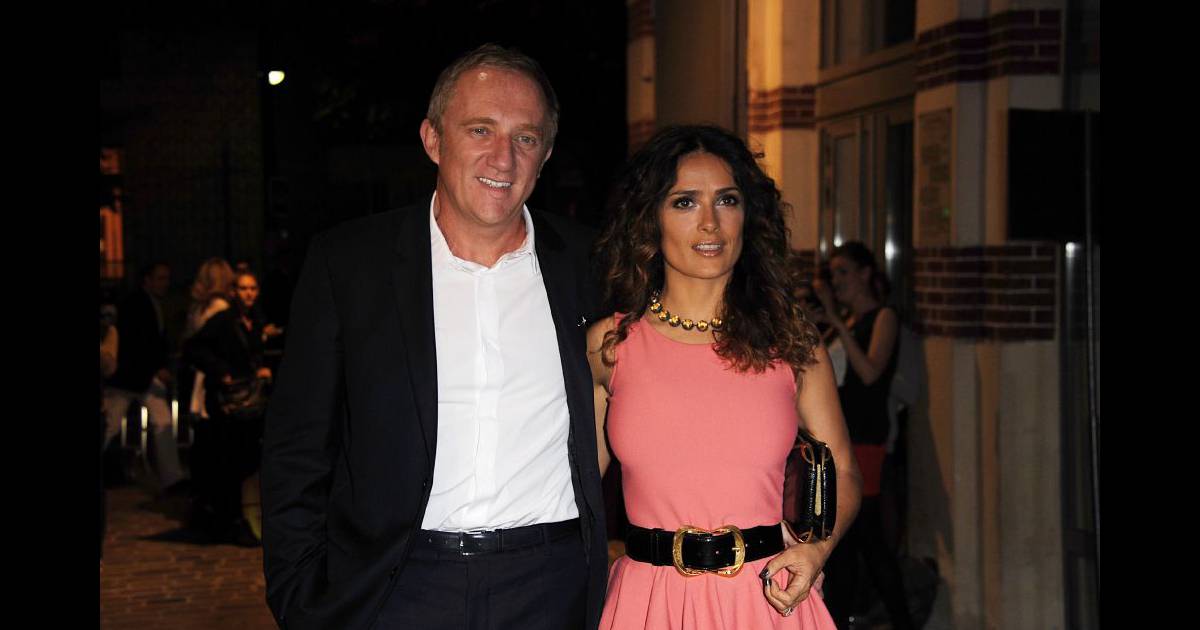 François-Henri Pinault et son épouse Salma Hayek arrive au défilé printemps-été 2012 d'Alexander ...