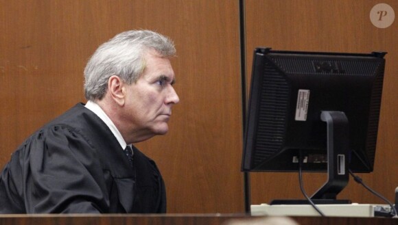 Procès de Conrad Murray, accusé d'homicide involontaire sur Michael Jackson, devant la cour supérieure de Los Angeles le 7 octobre 2011 - ici le juge Pastor