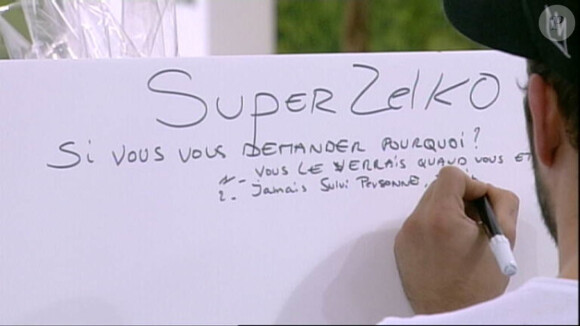 Zelko est fâché avec l'orthographe dans Secret Story 5