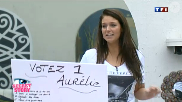 Aurélie assure sa campagne dans Secret Story 5