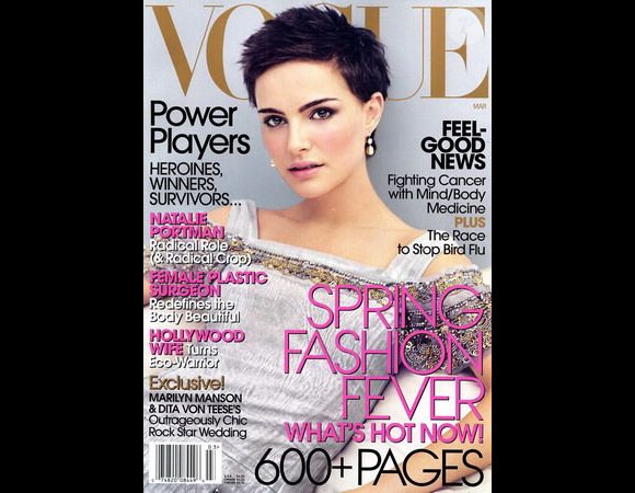 Mars 2006 : l'actrice Natalie Portman fait la Une du légendaire Vogue américain.