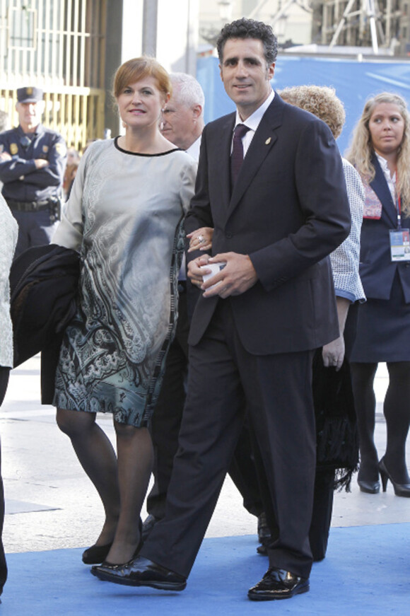 Miguel Indurain et sa femme lors de la remise du prix Prince des Asturies à Leonard Cohen  et Haile Gebreselassie.  Campoamor Theatre, Ovideo, le 21/10/11