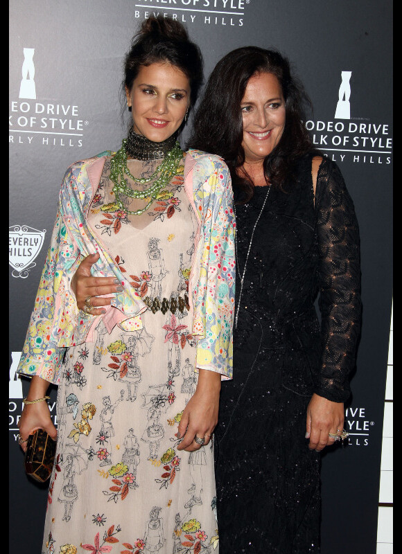 Angela et Margherita lors de la soirée Rodeo Drive awards à Beverly Hills le 23 octobre 2011