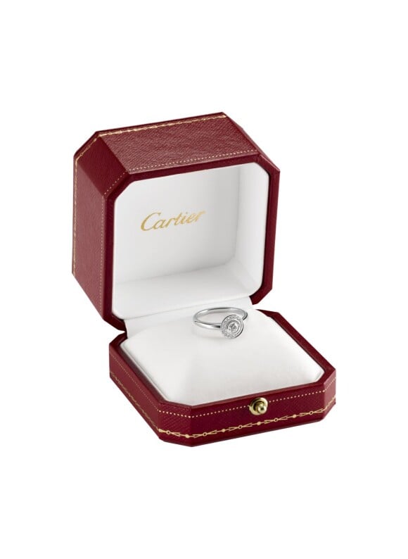 Solitaire Cartier d'Amour, platine, diamant pierre de centre taille brillant