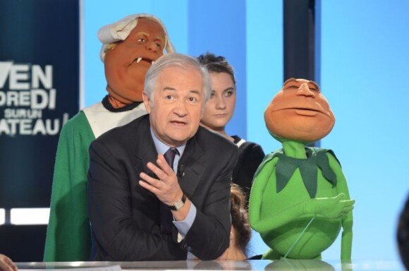 Jacques Mailhot et les marionnettes dans l'émission Vendredi sur un plateau !, diffusée le 28 octobre 2011 sur France 3