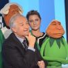 Jacques Mailhot et des marionnettes dans l'émission Vendredi sur un plateau !, diffusée le 28 octobre 2011 sur France 3