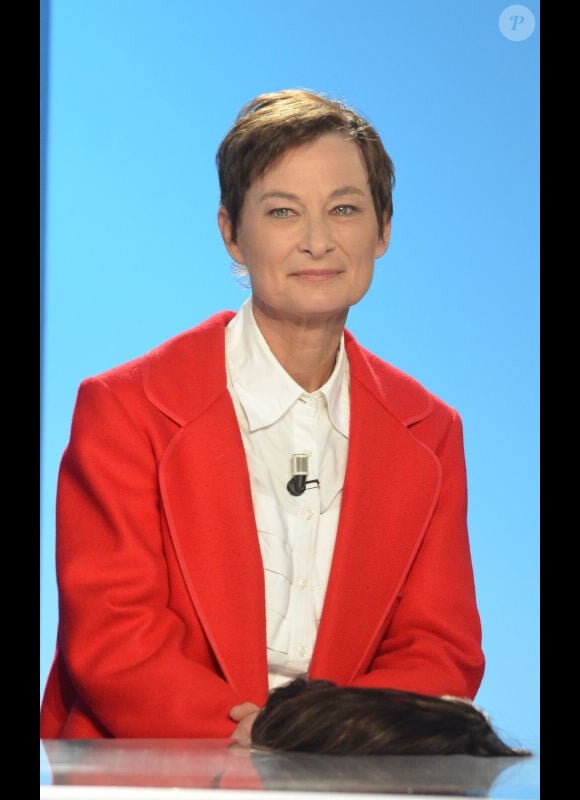 Florence Brunold dans l'émission Vendredi sur un plateau !, diffusée le 28 octobre 2011 sur France 3